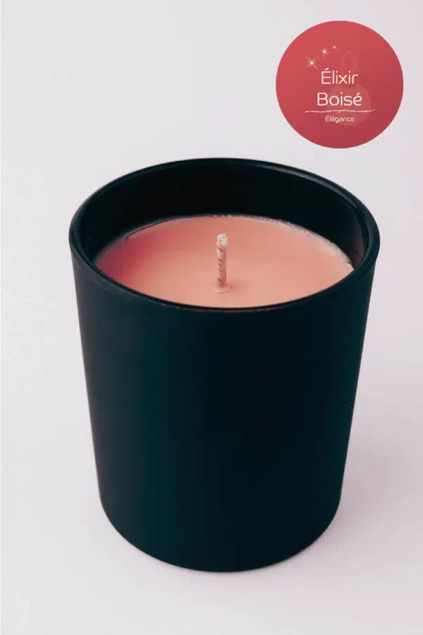 Bougie en verre (Gamme élégance) Élixir boisé Bougie en verre (Gamme élégance) Élixir boisé